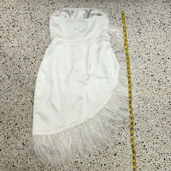 NBD Celine white feather asymmetrical strapless dress XS Revolve - Picture 7 of 7
